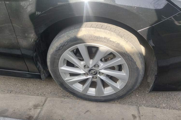 Used Toyota Camry 2021 2.0G Luxury Edition Right Front Wheel Hub