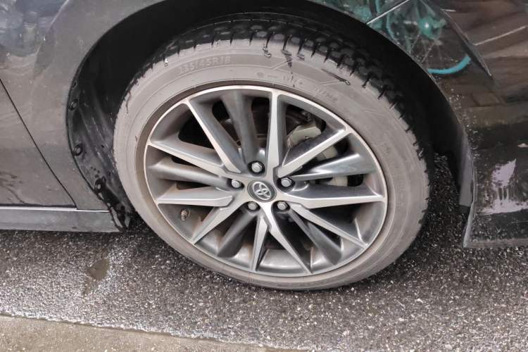 Used Toyota Camry 2021 2.5G Luxury Edition Right Front Wheel Hub