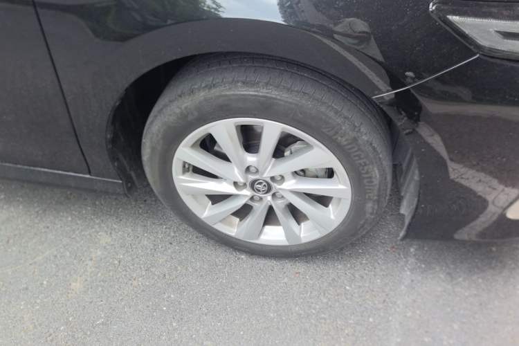 Used Toyota Camry 2021 2.0G Luxury Edition Right Front Wheel Hub