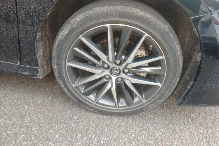 Used Toyota Camry 2021 2.5G Luxury Edition Right Front Wheel Hub