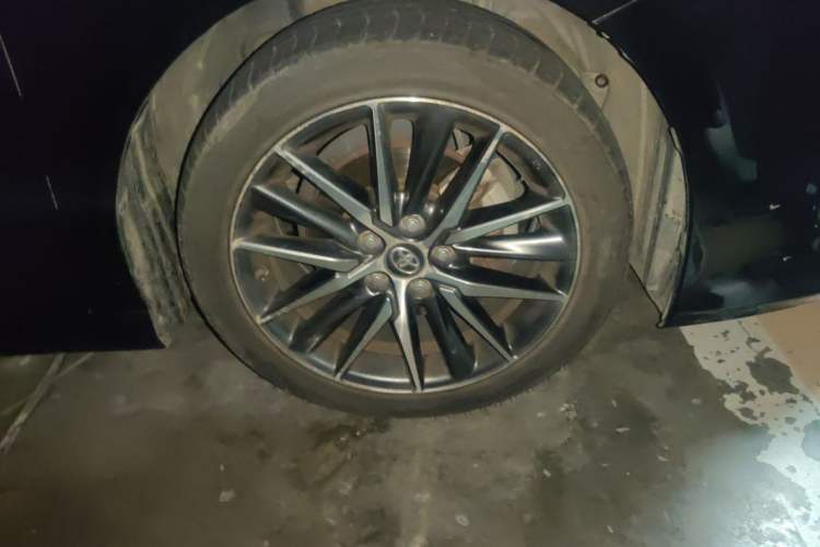 Used Toyota Camry 2021 2.5G Luxury Edition Right Front Wheel Hub