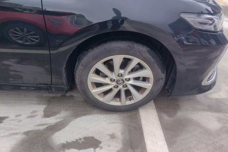Used Toyota Camry 2021 2.0G Luxury Edition Right Front Wheel Hub