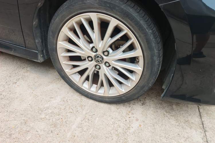 Used Toyota Camry 2021 2.0G Luxury Edition Right Front Wheel Hub