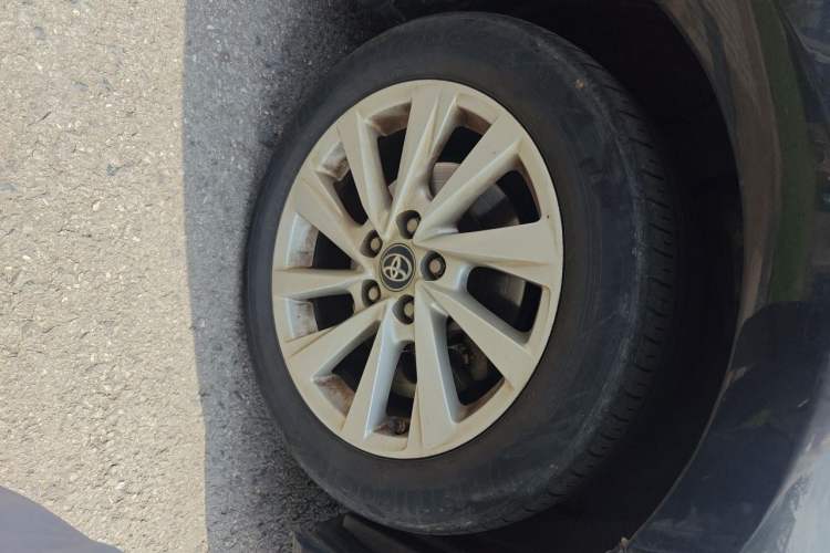 Used Toyota Camry 2021 2.0G Luxury Edition Right Front Wheel Hub