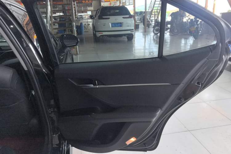 Used Toyota Camry 2021 2.0G Luxury Edition Right Rear Door Interior
