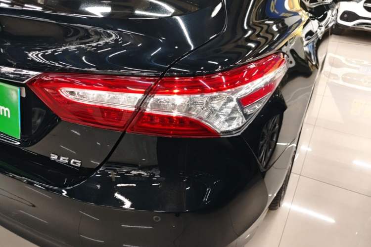 Used Toyota Camry 2021 2.5G Luxury Edition Right Rear Taillight