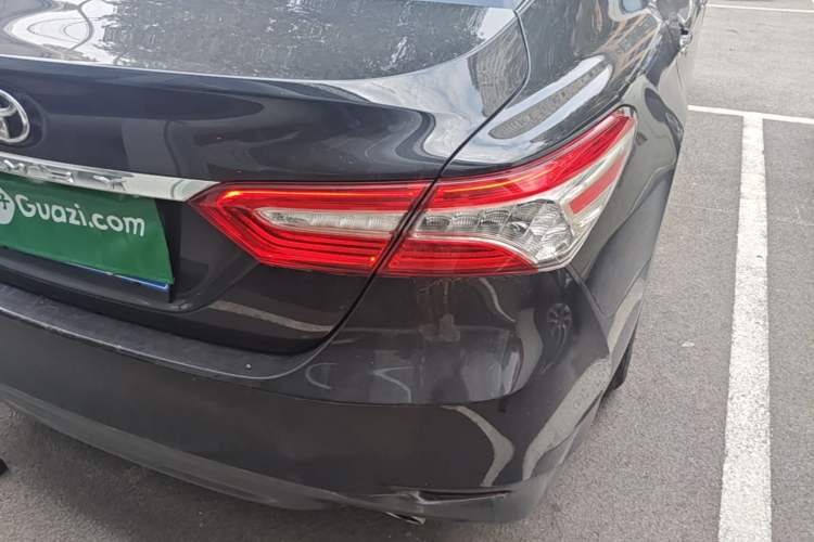 Used Toyota Camry 2021 2.0G Luxury Edition Right Rear Taillight