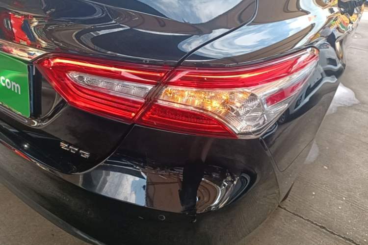 Used Toyota Camry 2021 2.0G Luxury Edition Right Rear Taillight
