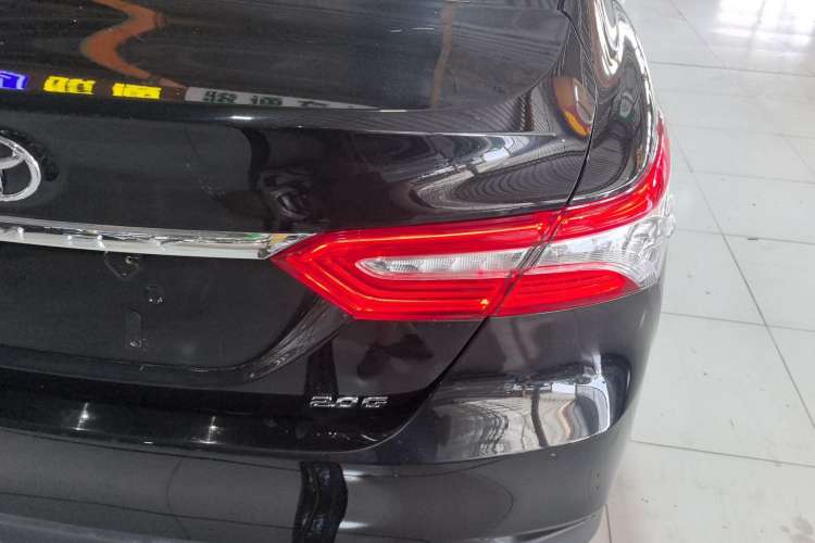 Used Toyota Camry 2021 2.0G Luxury Edition Right Rear Taillight