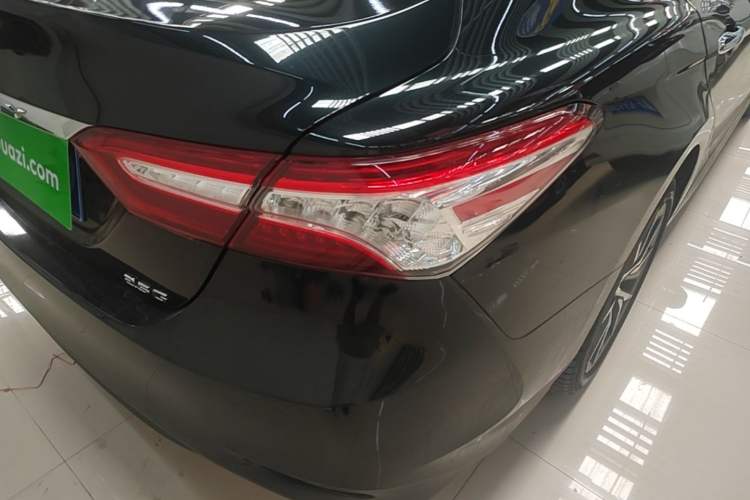 Used Toyota Camry 2021 2.5G Luxury Edition Right Rear Taillight