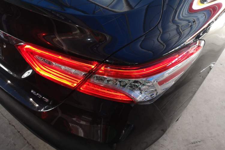 Used Toyota Camry 2021 2.0G Luxury Edition Right Rear Taillight