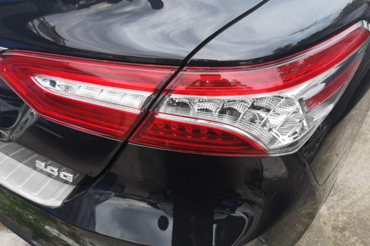 Used Toyota Camry 2021 2.0G Luxury Edition Right Rear Taillight