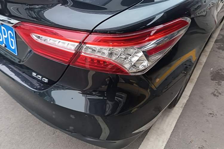 Used Toyota Camry 2021 2.0G Luxury Edition Right Rear Taillight