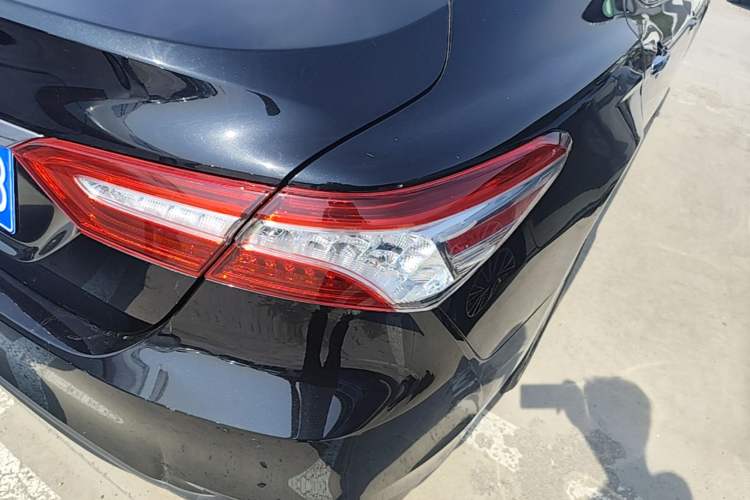 Used Toyota Camry 2021 2.0G Luxury Edition Right Rear Taillight