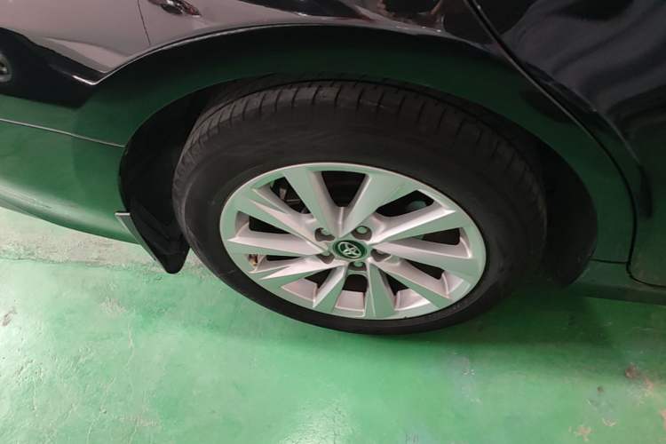 Used Toyota Camry 2021 2.0G Luxury Edition Right Rear Wheel Hub