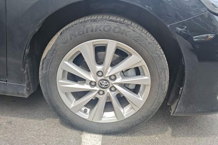 Used Toyota Camry 2021 2.0G Luxury Edition Right Rear Wheel Hub