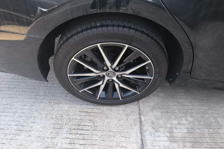 Used Toyota Camry 2021 2.0S FENGSHANG Edition Right Rear Wheel Hub