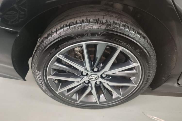 Used Toyota Camry 2021 2.5G Luxury Edition Right Rear Wheel Hub