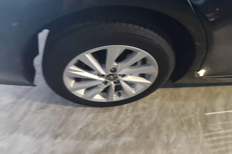 Used Toyota Camry 2021 2.0G Luxury Edition Right Rear Wheel Hub
