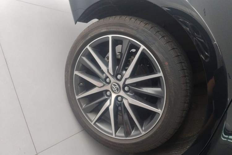 Used Toyota Camry 2021 2.5G Luxury Edition Right Rear Wheel Hub