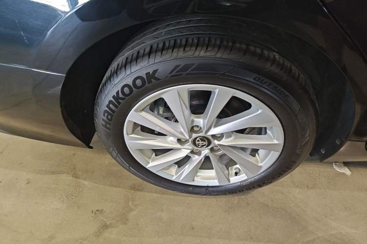 Used Toyota Camry 2021 2.0G Luxury Edition Right Rear Wheel Hub
