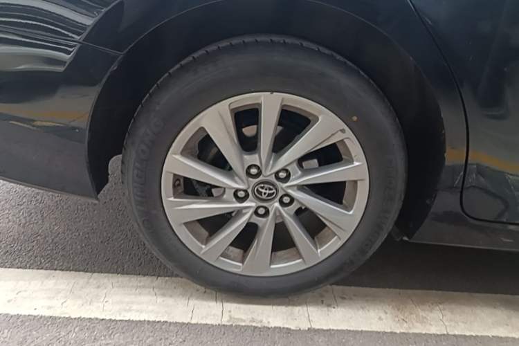 Used Toyota Camry 2021 2.0G Luxury Edition Right Rear Wheel Hub