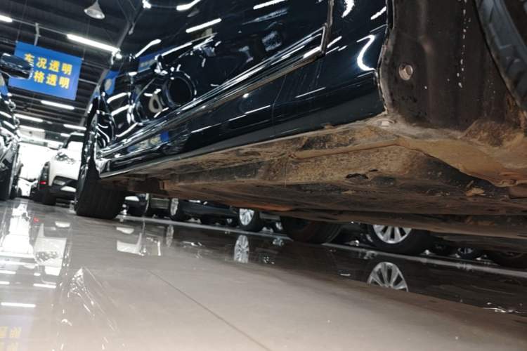 Used Toyota Camry 2021 2.5G Luxury Edition Right Side Sill