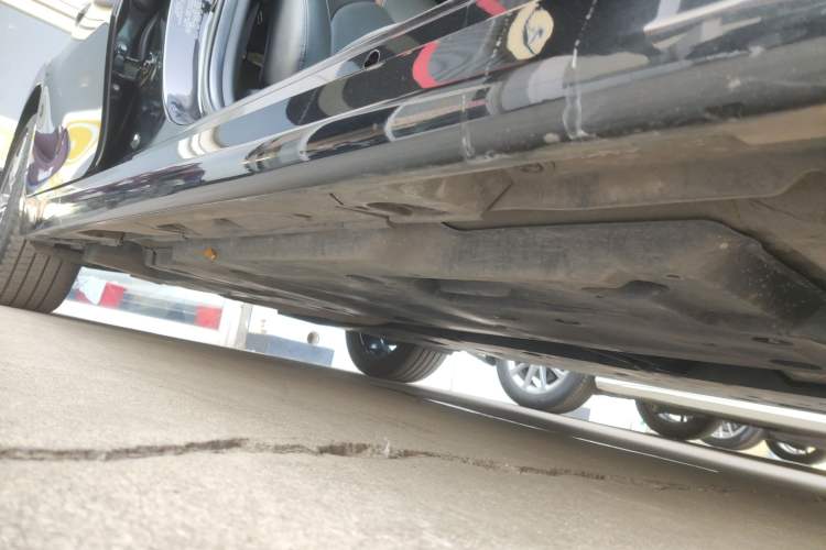 Used Toyota Camry 2021 2.5G Luxury Edition Right Side Sill