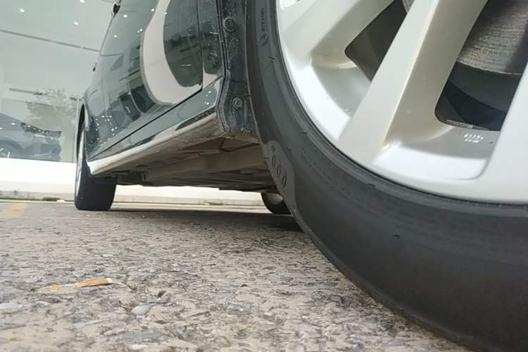 Used Toyota Camry 2021 2.0G Luxury Edition Right Side Sill