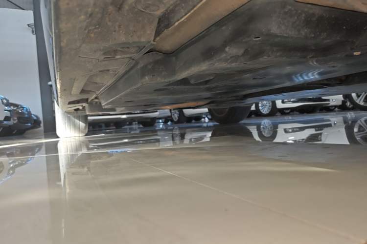Used Toyota Camry 2021 2.0G Luxury Edition Right Side Sill