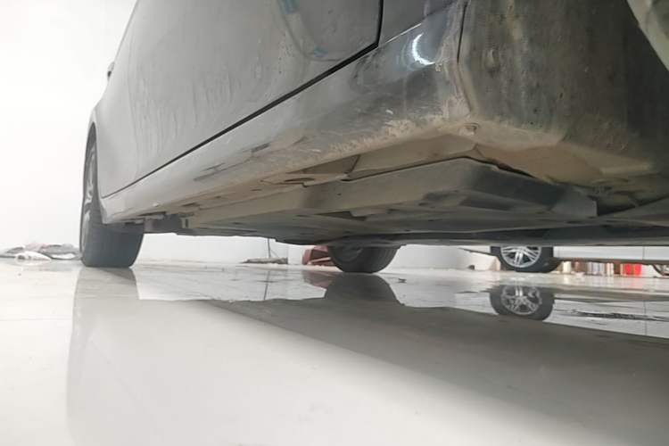 Used Toyota Camry 2021 2.5G Luxury Edition Right Side Sill