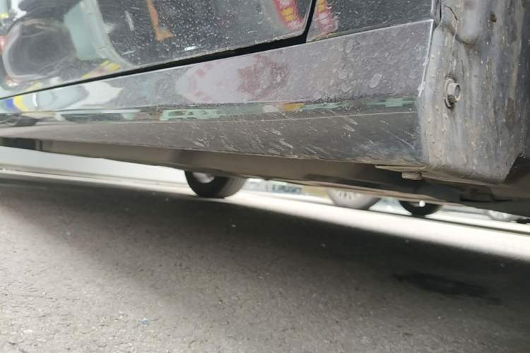 Used Toyota Camry 2021 2.0G Luxury Edition Right Side Sill