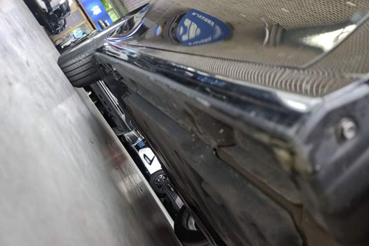 Used Toyota Camry 2021 2.0G Luxury Edition Right Side Sill