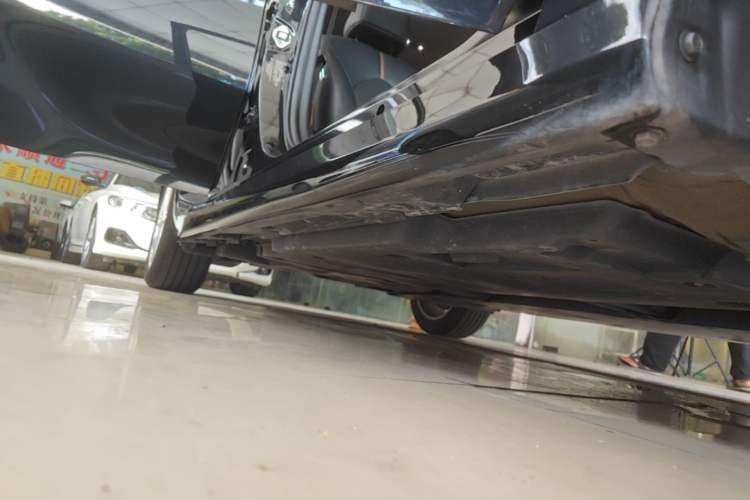 Used Toyota Camry 2021 2.0G Luxury Edition Right Side Sill