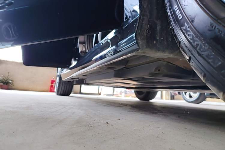 Used Toyota Camry 2021 2.5G Luxury Edition Right Side Sill