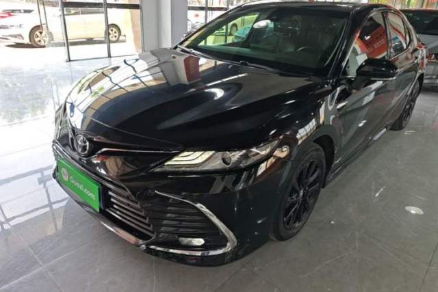 Ojetý Toyota Camry 2021 2.0G Luxury Edition