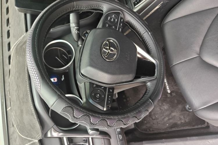 Used Toyota Camry 2021 2.0G Luxury Edition Steering Wheel