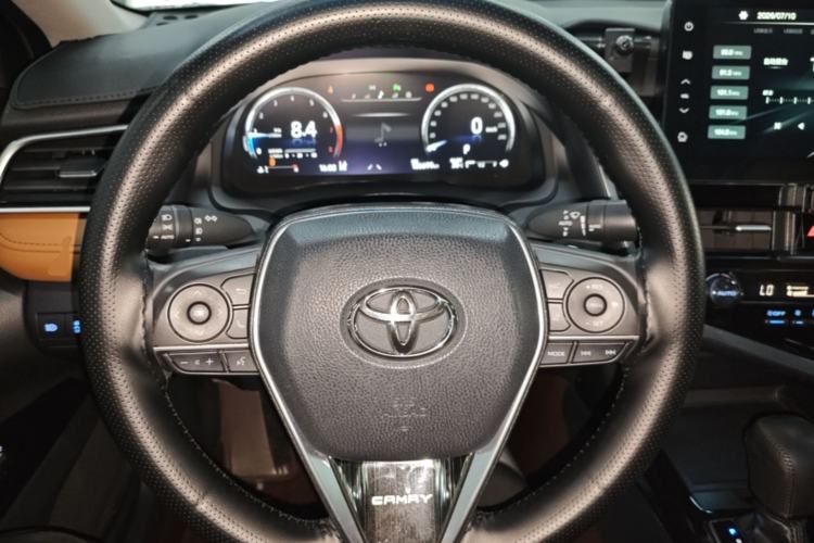 Used Toyota Camry 2021 2.5G Luxury Edition Steering Wheel