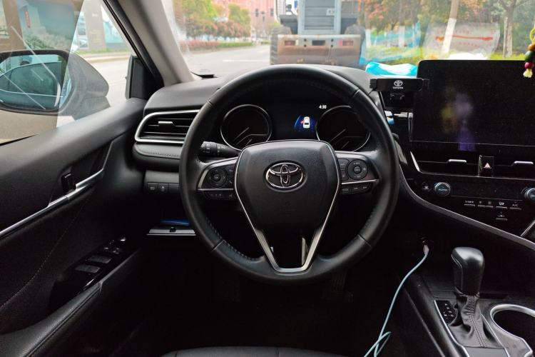 Used Toyota Camry 2021 2.0G Luxury Edition Steering Wheel