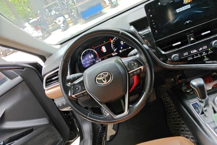 Used Toyota Camry 2021 2.5G Luxury Edition Steering Wheel