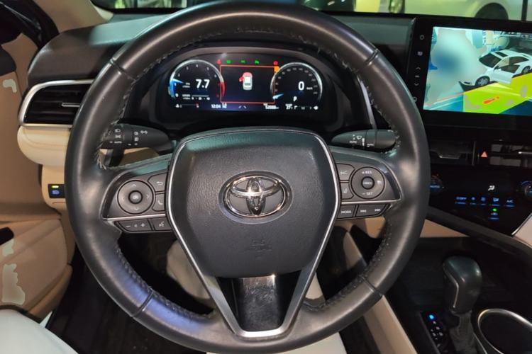 Used Toyota Camry 2021 2.5G Luxury Edition Steering Wheel
