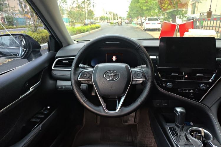 Used Toyota Camry 2021 2.5G Luxury Edition Steering Wheel