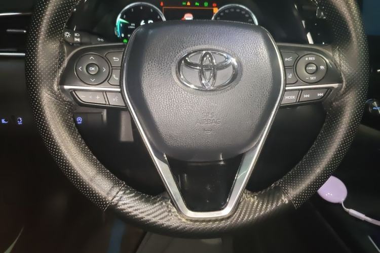 Used Toyota Camry 2021 2.5G Luxury Edition Steering Wheel