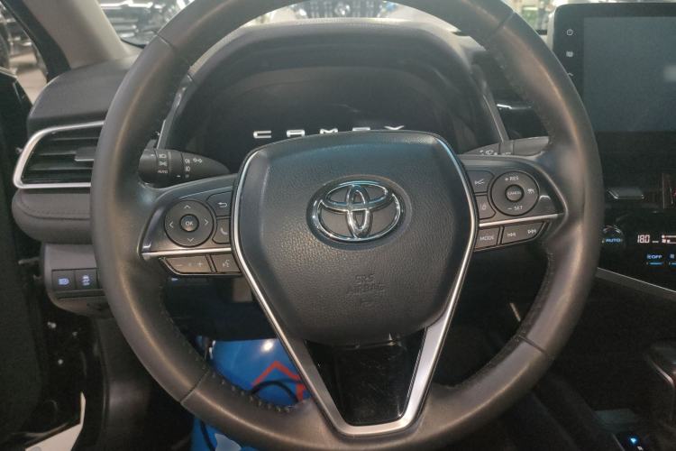 Used Toyota Camry 2021 2.5G Luxury Edition Steering Wheel