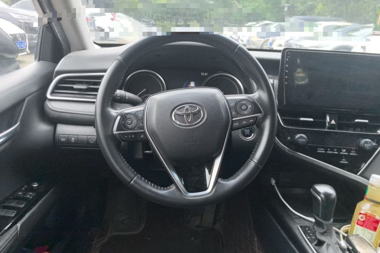 Used Toyota Camry 2021 2.0G Luxury Edition Steering Wheel