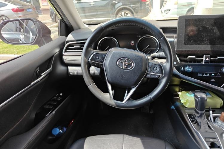 Used Toyota Camry 2021 2.0G Luxury Edition Steering Wheel