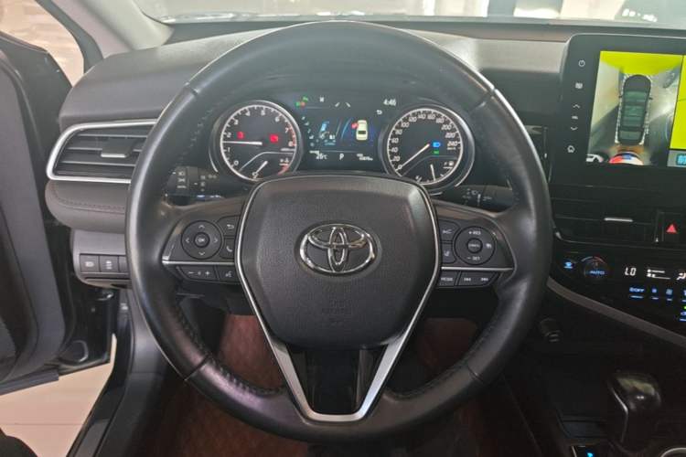 Used Toyota Camry 2021 2.0G Luxury Edition Steering Wheel