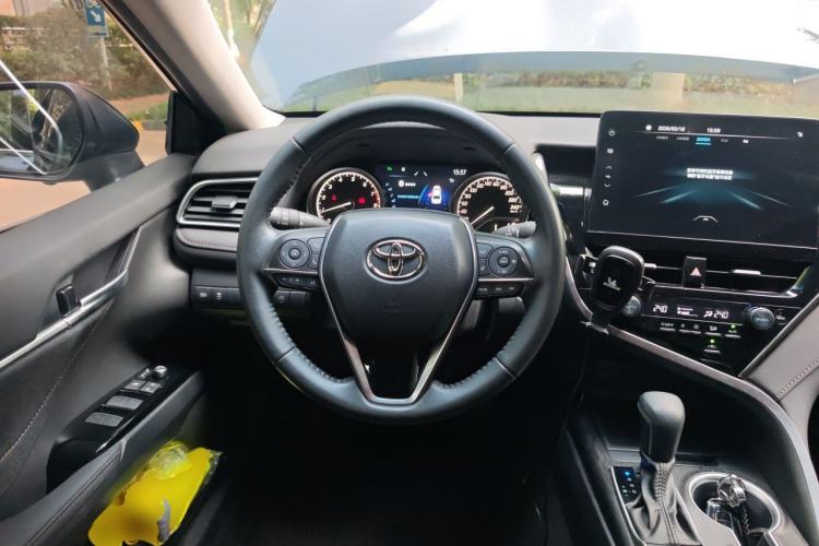Used Toyota Camry 2021 2.0G Luxury Edition Steering Wheel