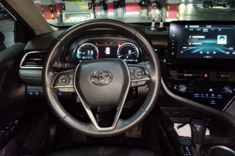 Used Toyota Camry 2021 2.5G Luxury Edition Steering Wheel