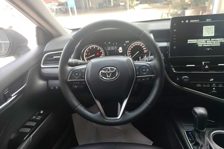 Used Toyota Camry 2021 2.0G Luxury Edition Steering Wheel